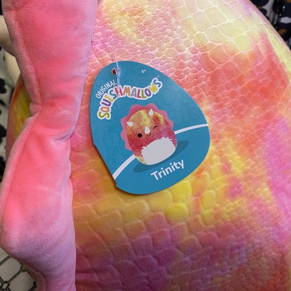 SQUISHMALLOWS TRINITY THE TRICERATOPS DINO PLUSH PILLOW TOYS - Picture 13 of 16